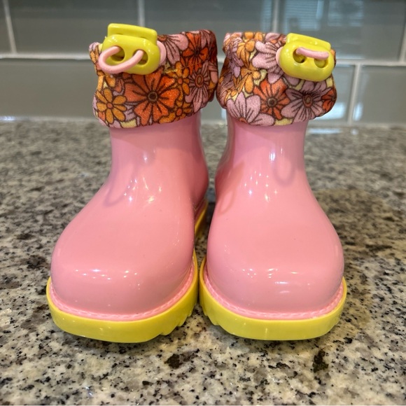 Mini Melissa Rain Boots III BB Size 7 Pink Yellow NWOB - Picture 10 of 10